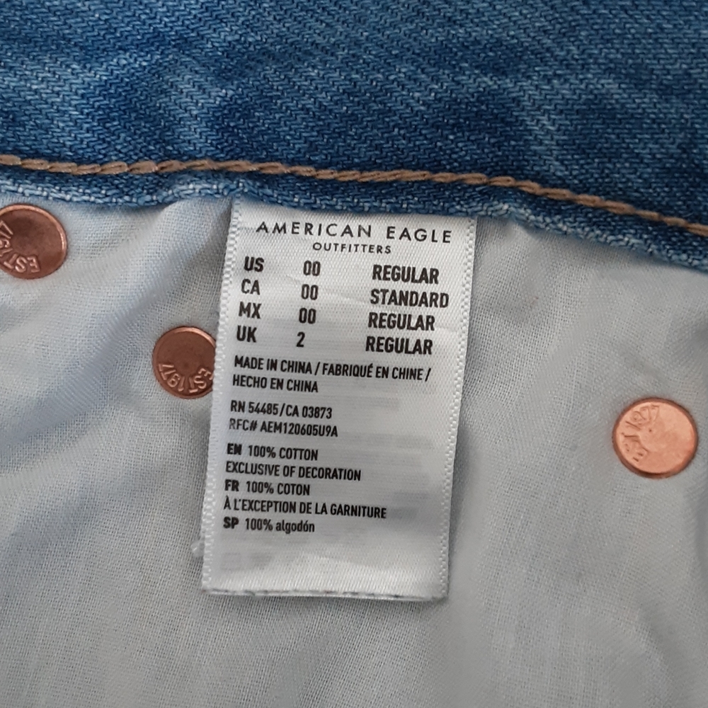 AE: High-Rise Girlfriend Jeans (sz 00) - Picture 9 of 11